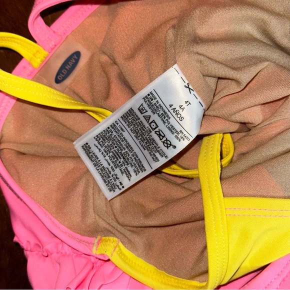 Kids bathing suits - Size 4T - Picture 8 of 8